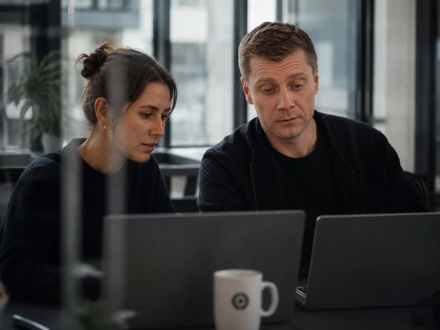 design udvikling og drift en partner: Apparat